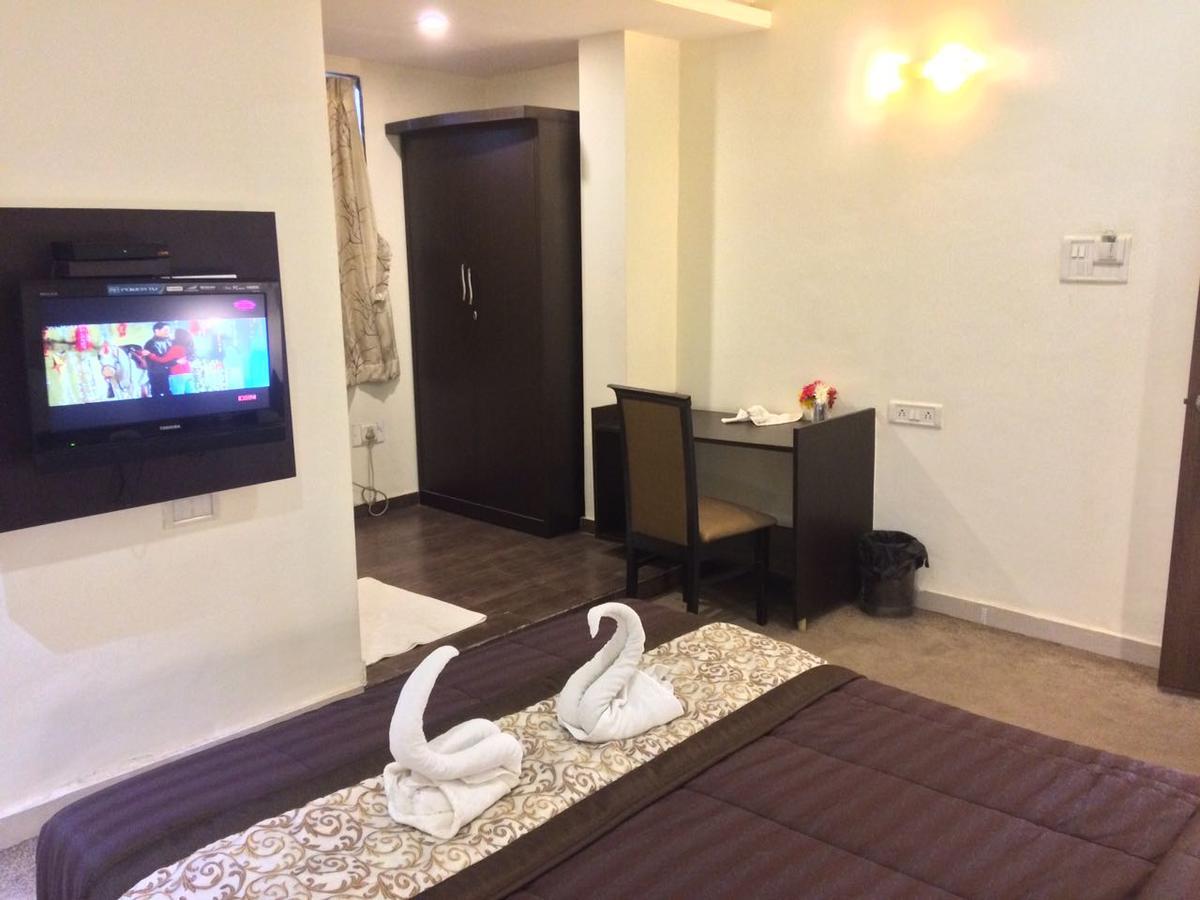 Palms Water Resort Kalyān Екстериор снимка